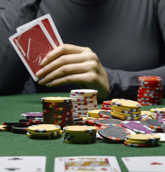 4 Reasons That Make Poker The Best One To Put Money On At The Casino